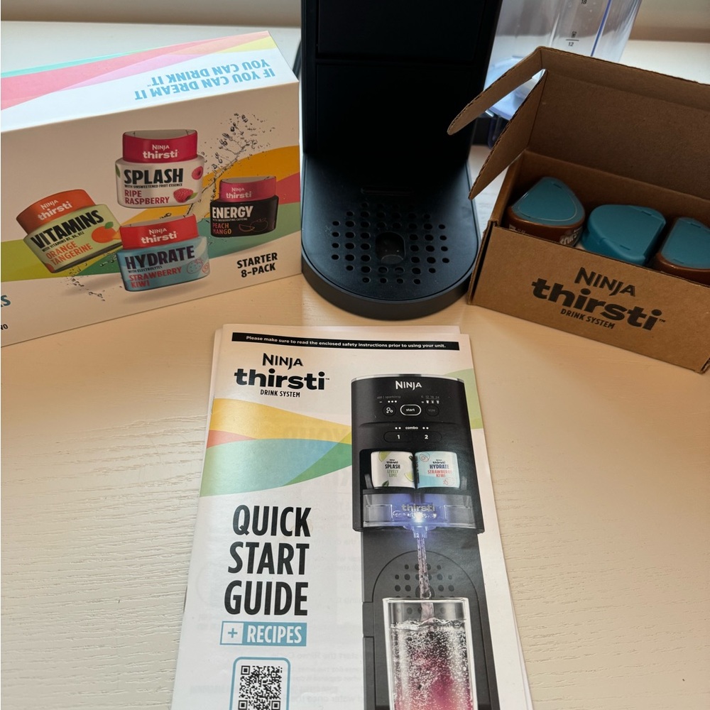 Ninja Thirsti Drink System with Starter Pack